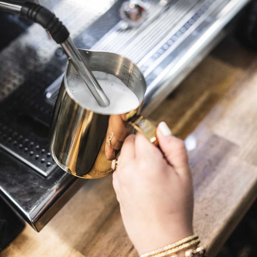 Colored Frothing Pitcher 20oz - Gold